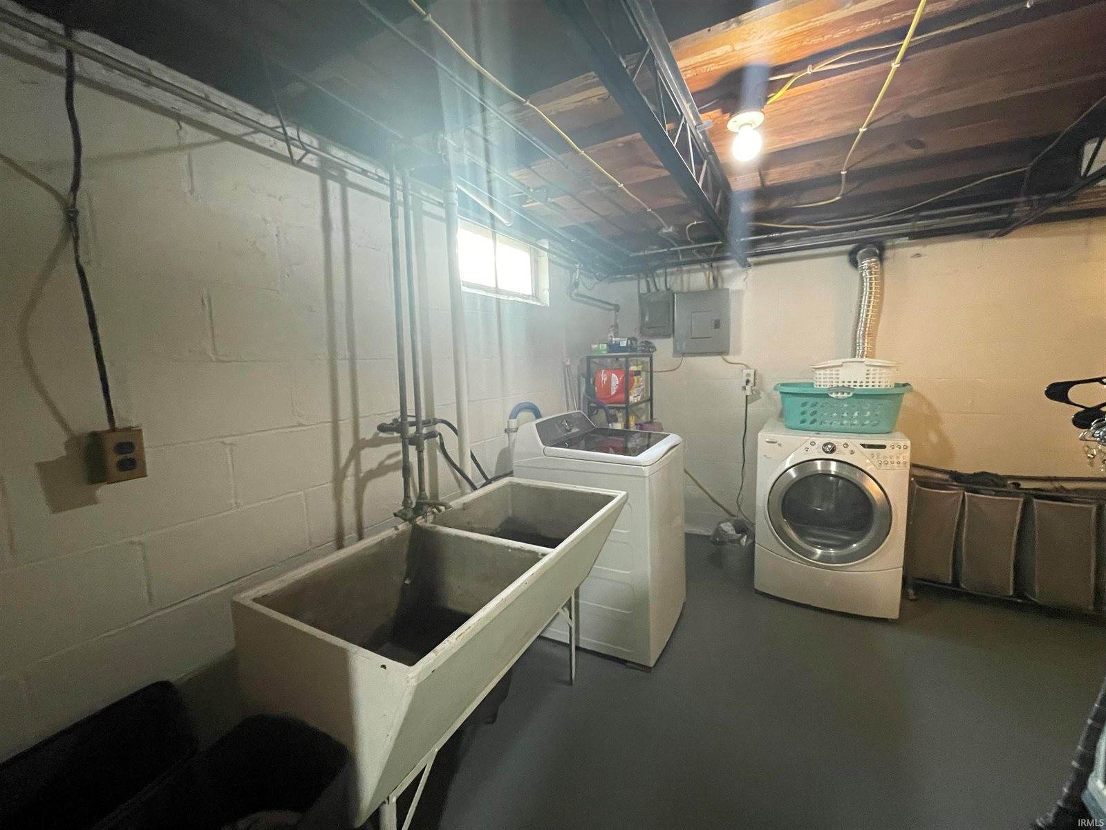 1320 Holloway Drive, Lafayette, IN 47905