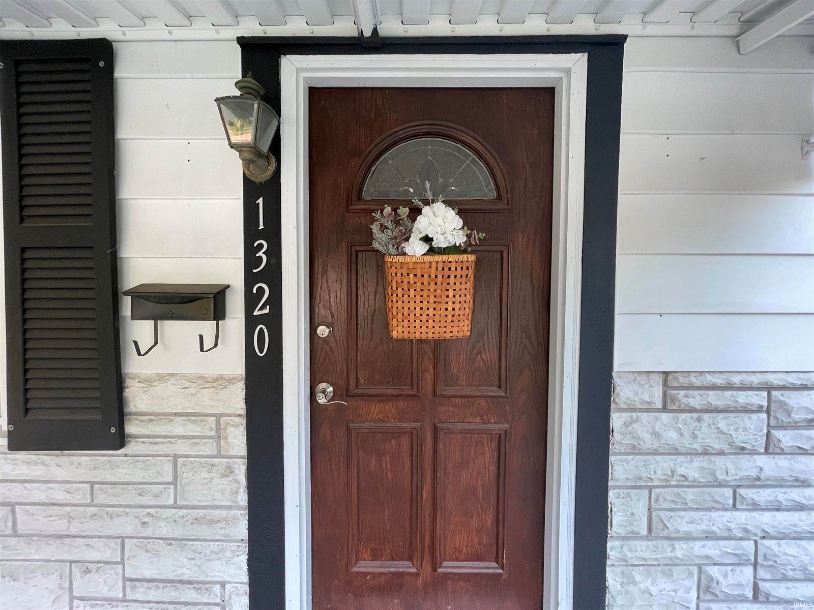 1320 Holloway Drive, Lafayette, IN 47905