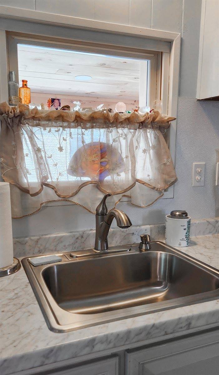 16 G Street, Bangor, ME 04401