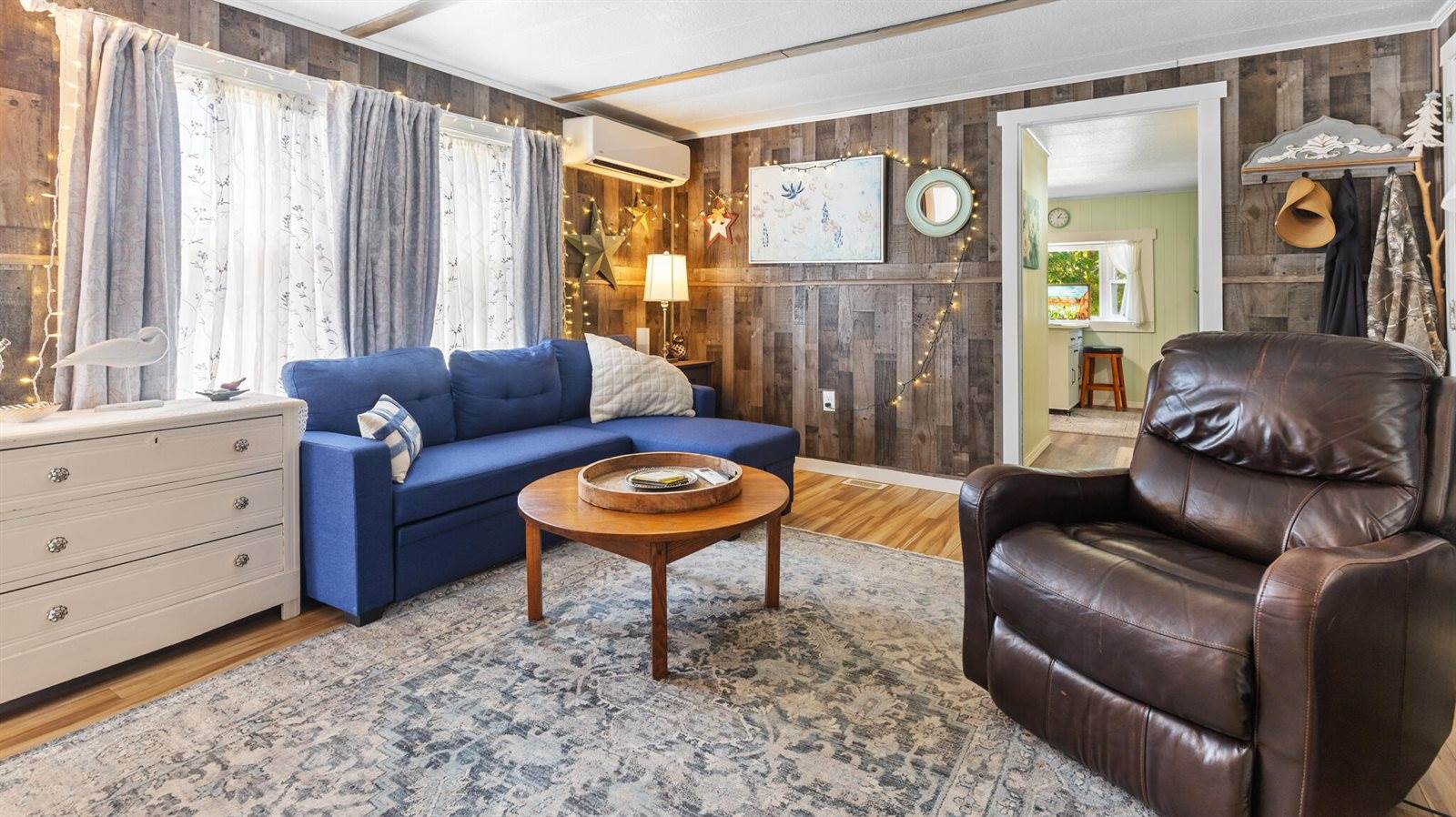 16 G Street, Bangor, ME 04401