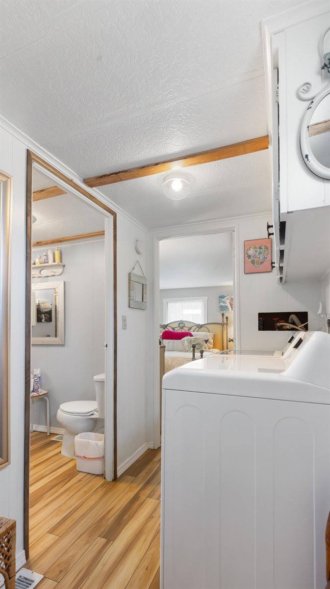 16 G Street, Bangor, ME 04401