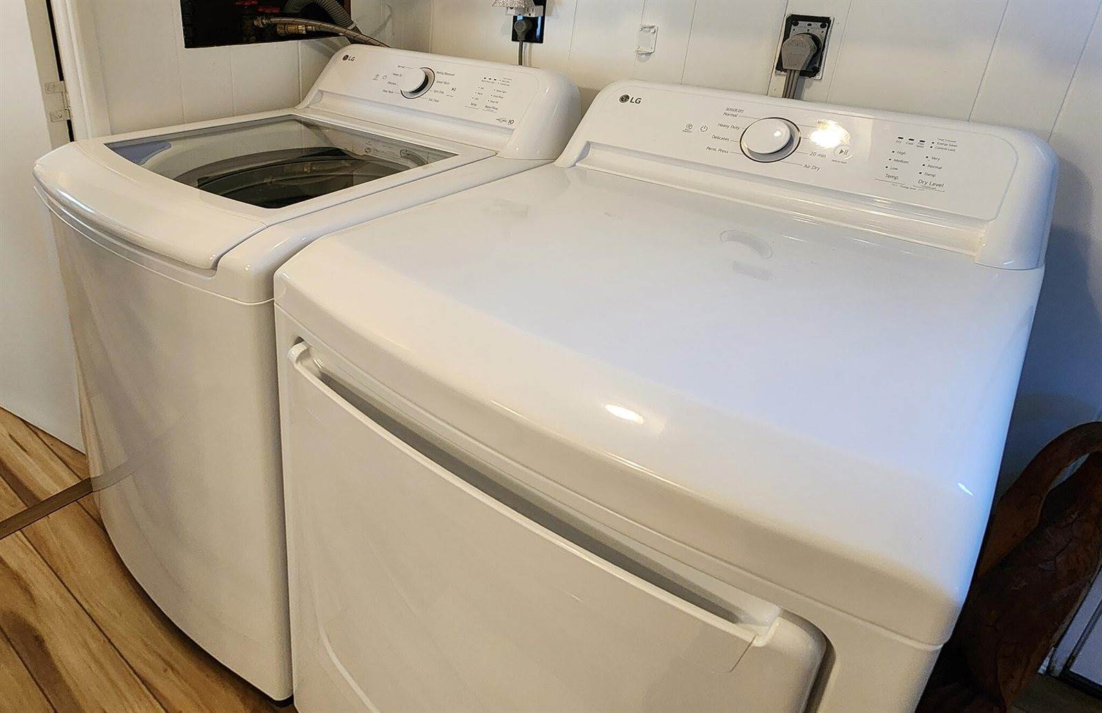 16 G Street, Bangor, ME 04401