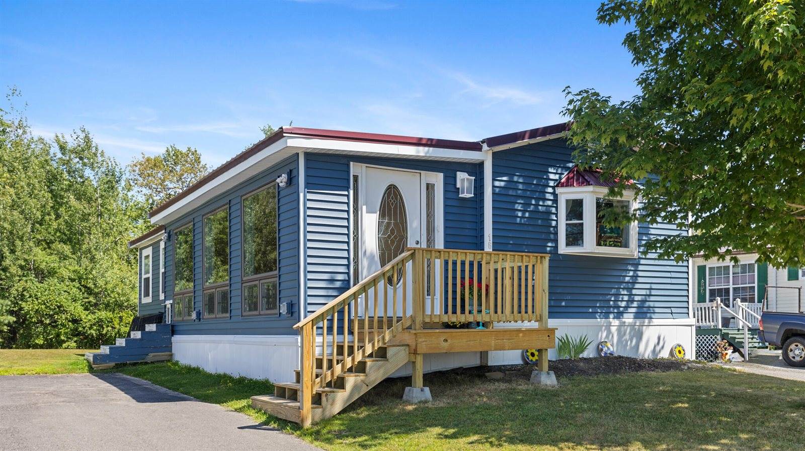 16 G Street, Bangor, ME 04401