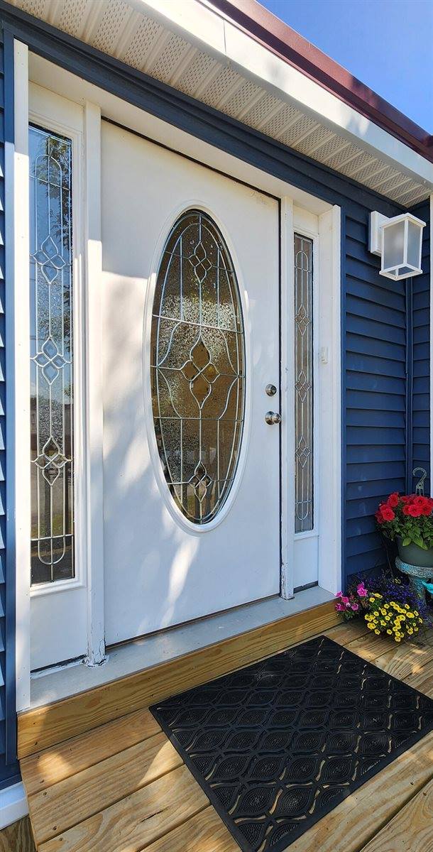 16 G Street, Bangor, ME 04401