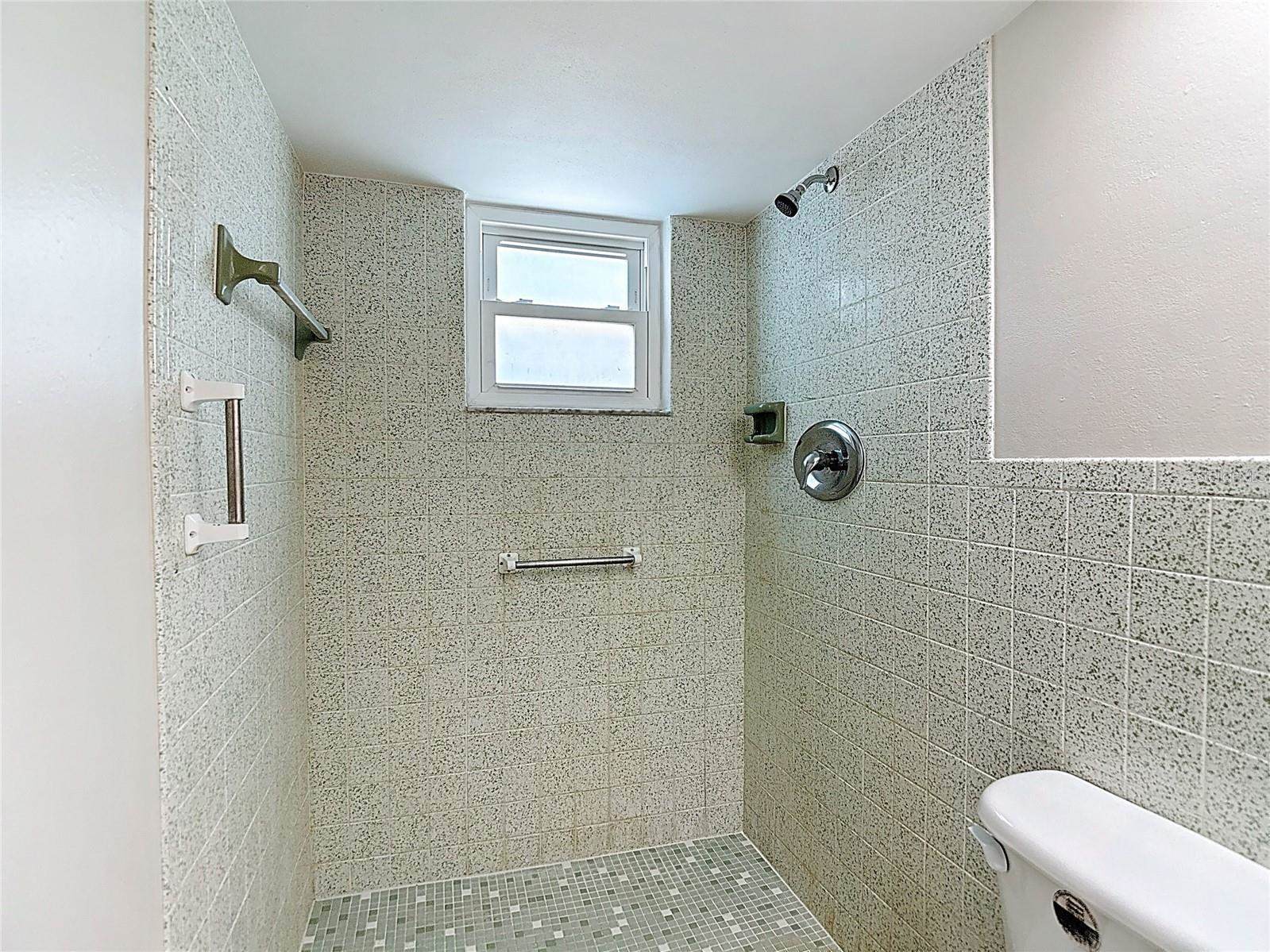 6350 Edenmore Ave, New Port Richey, FL 34653