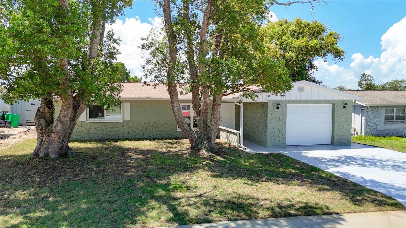6350 Edenmore Ave, New Port Richey, FL 34653