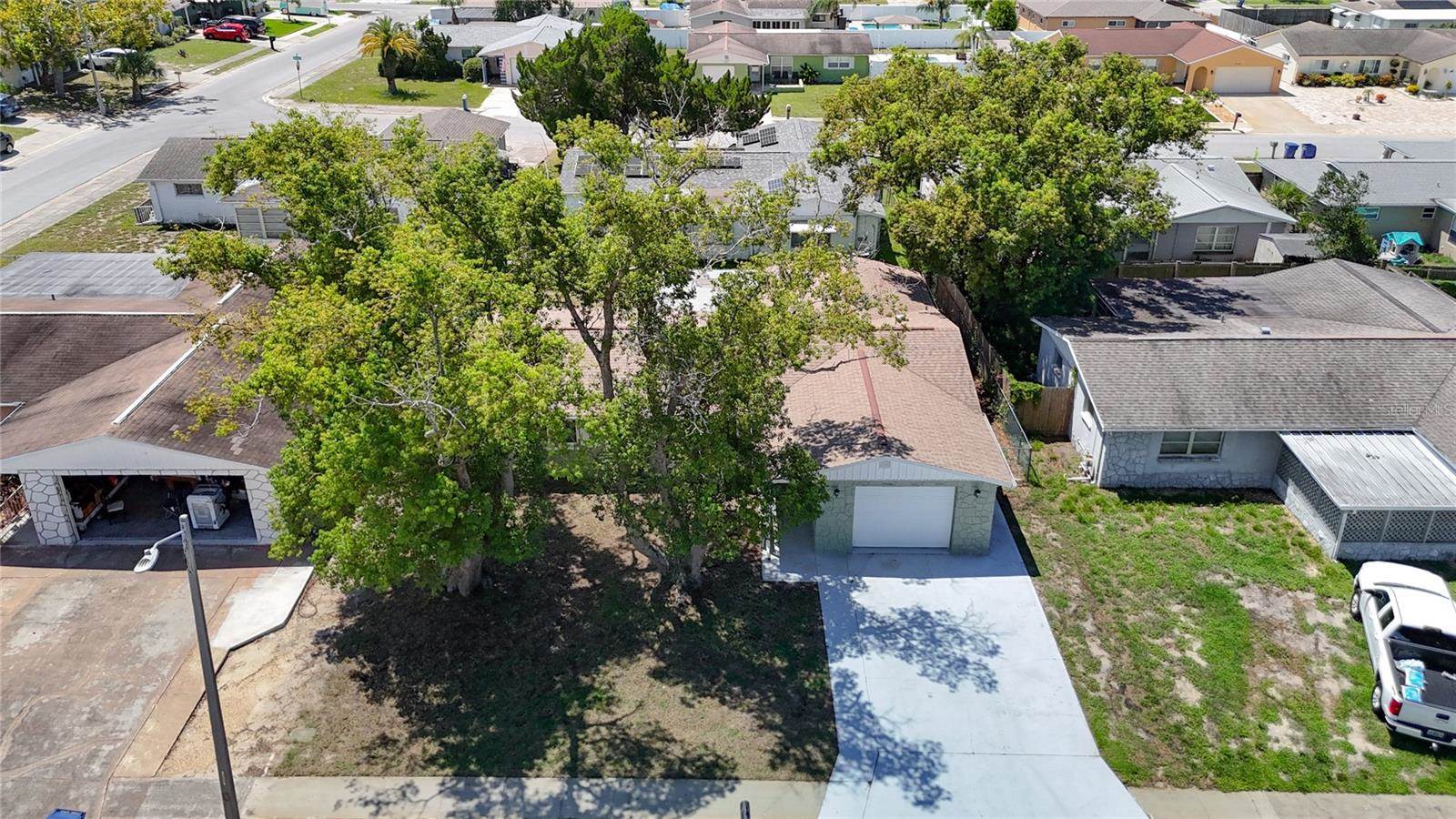 6350 Edenmore Ave, New Port Richey, FL 34653