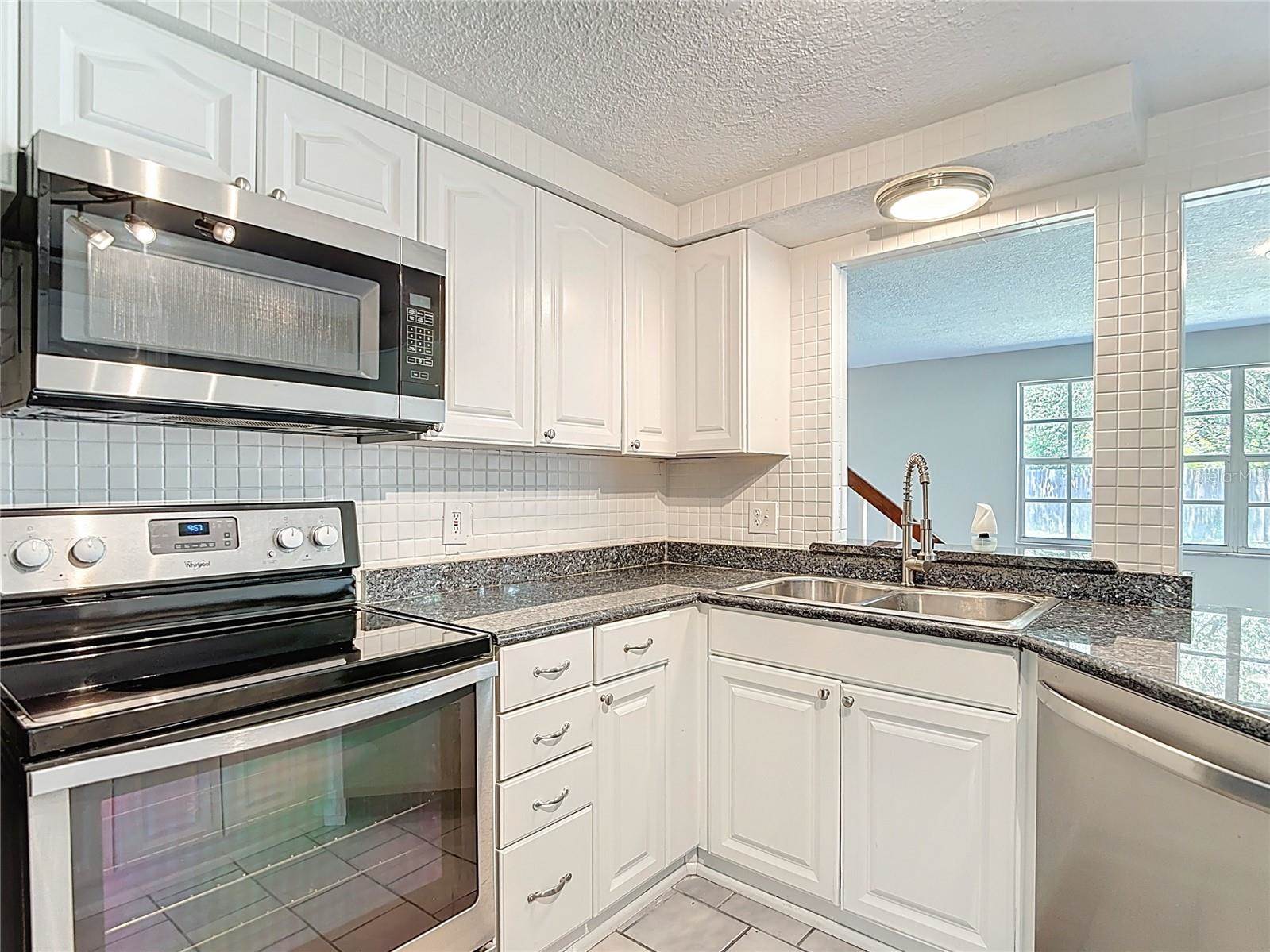 7827 Butler Avenue, Hudson, FL 34667