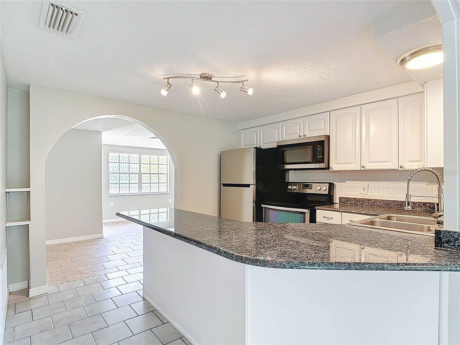 7827 Butler Avenue, Hudson, FL 34667