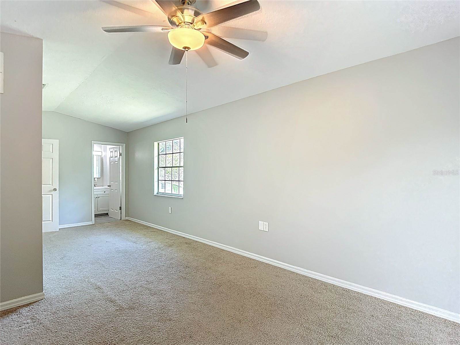 7827 Butler Avenue, Hudson, FL 34667