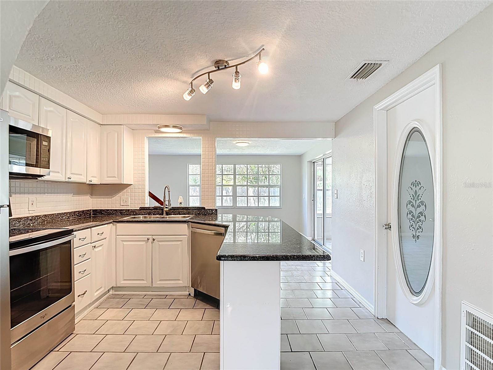 7827 Butler Avenue, Hudson, FL 34667