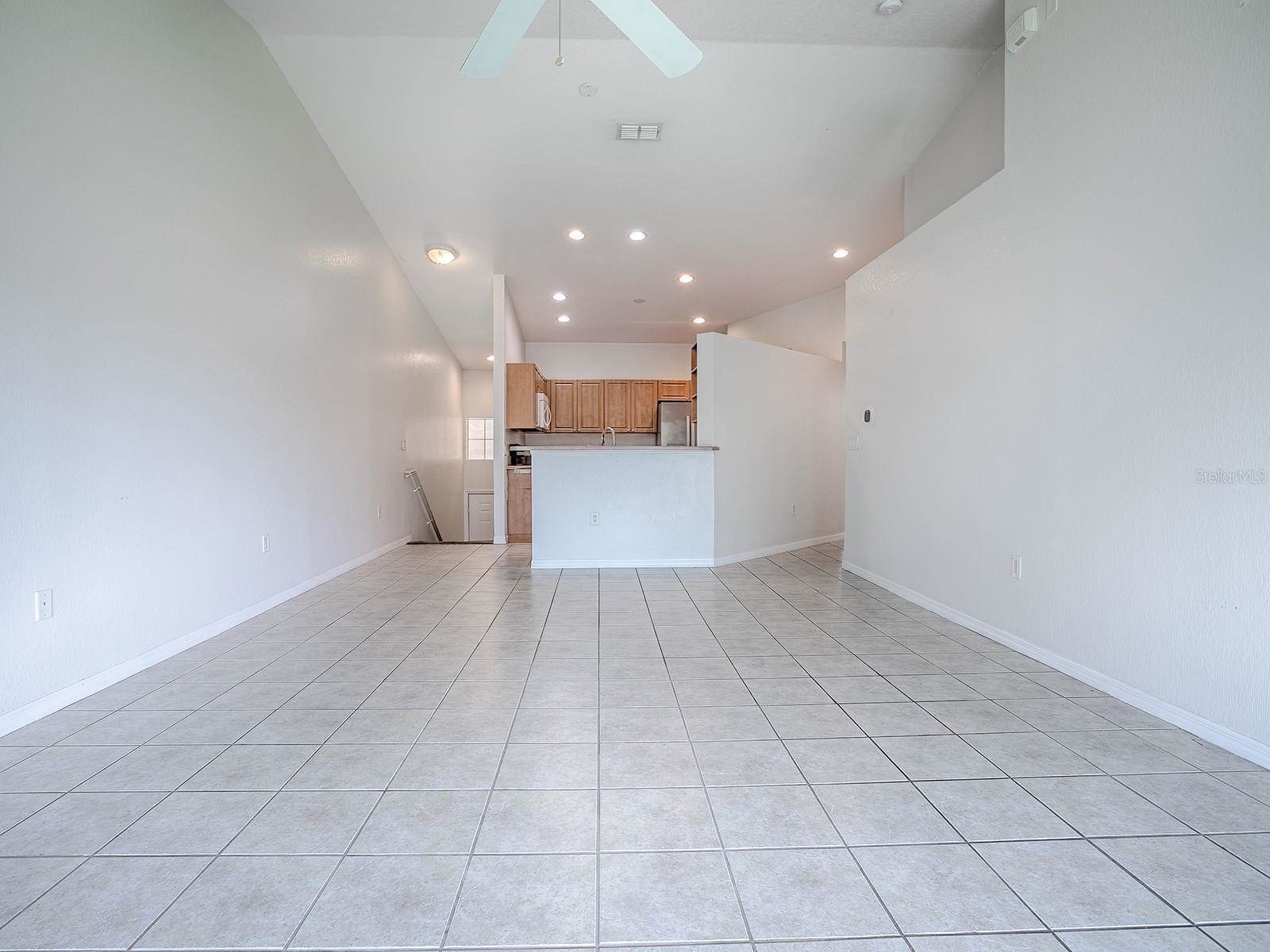 5279 Bowline Court, Oxford, FL 34484