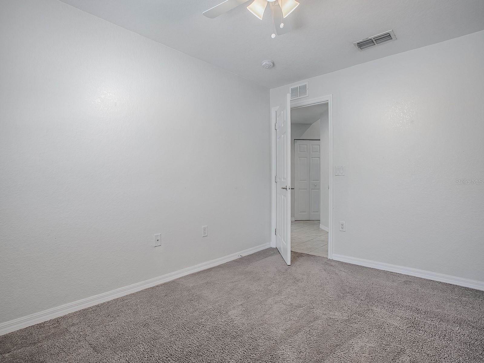 5279 Bowline Court, Oxford, FL 34484