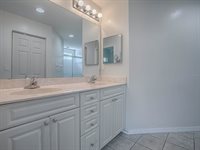 5279 Bowline Court, Oxford, FL 34484