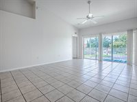 5279 Bowline Court, Oxford, FL 34484