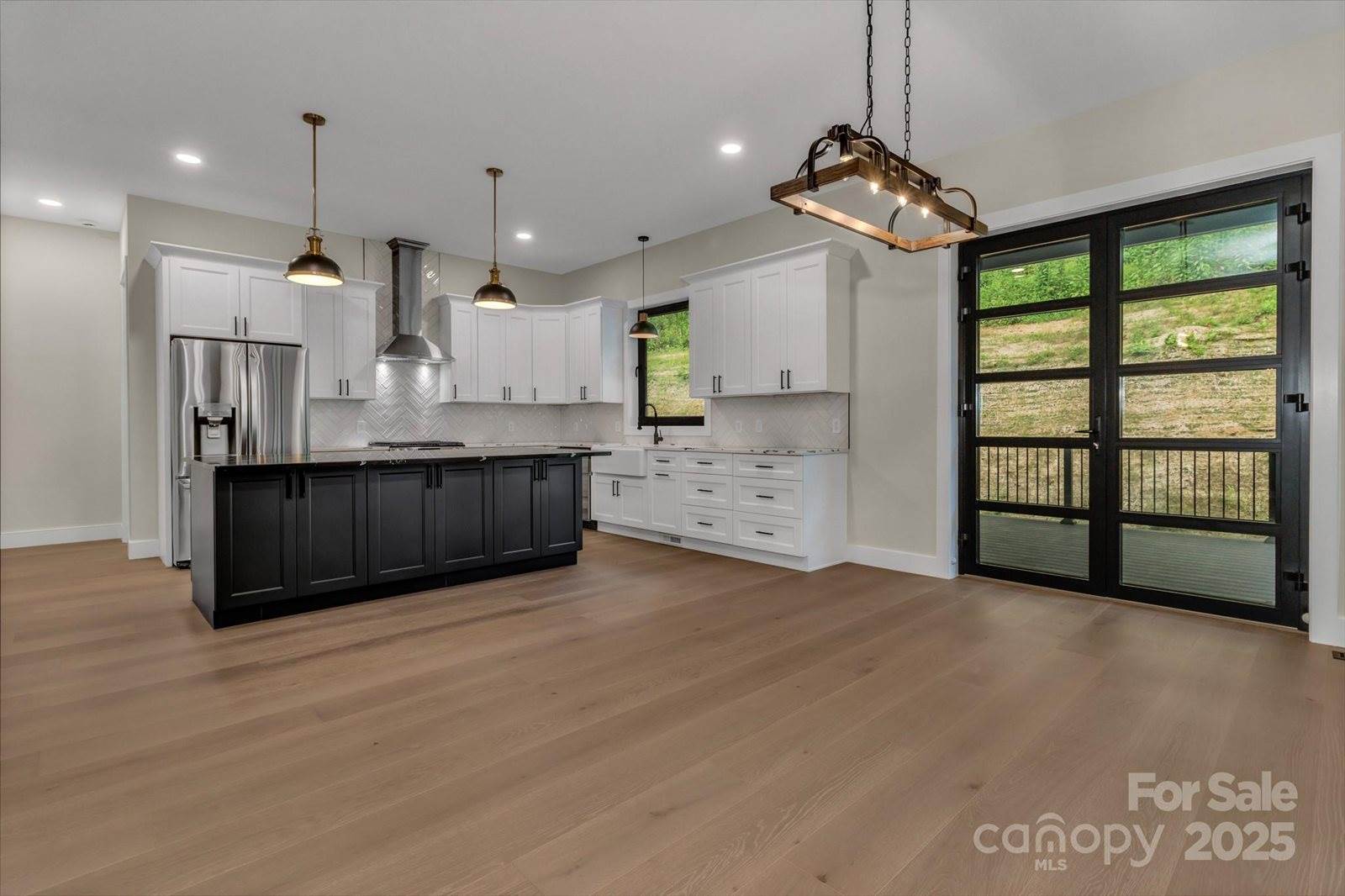 63 Winding Ridge Road, Fairview, NC 28711