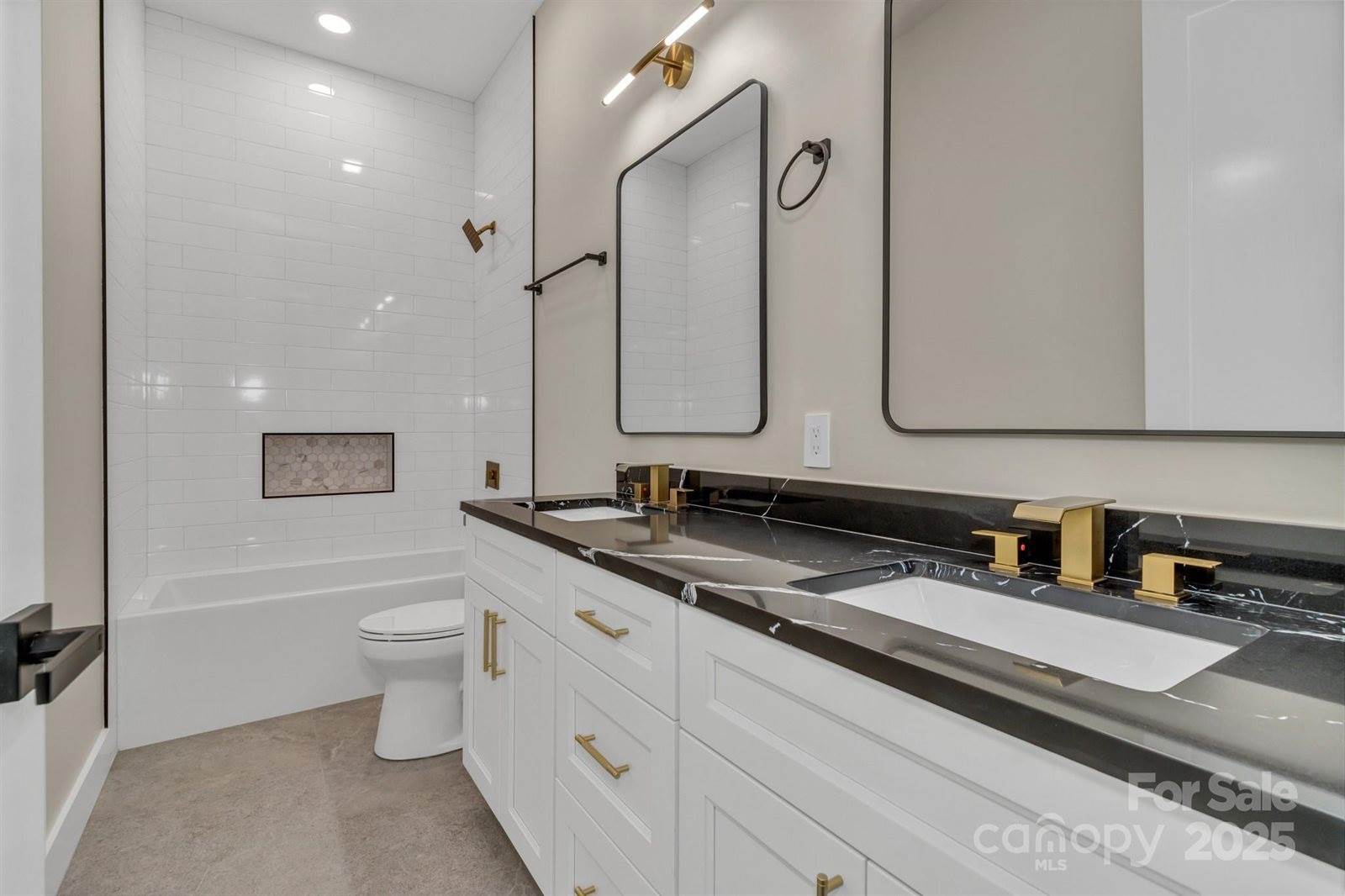 63 Winding Ridge Road, Fairview, NC 28711