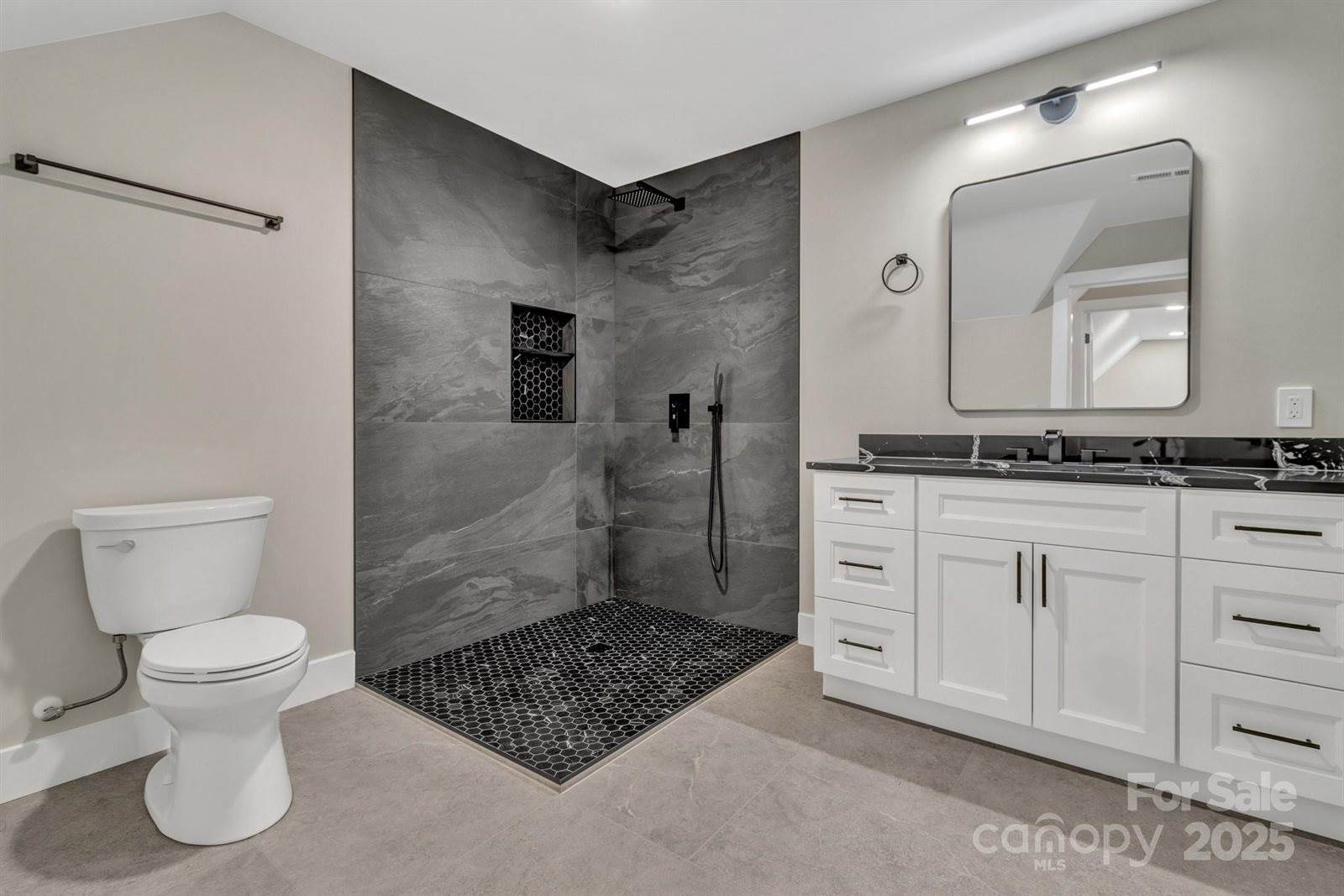 63 Winding Ridge Road, Fairview, NC 28711