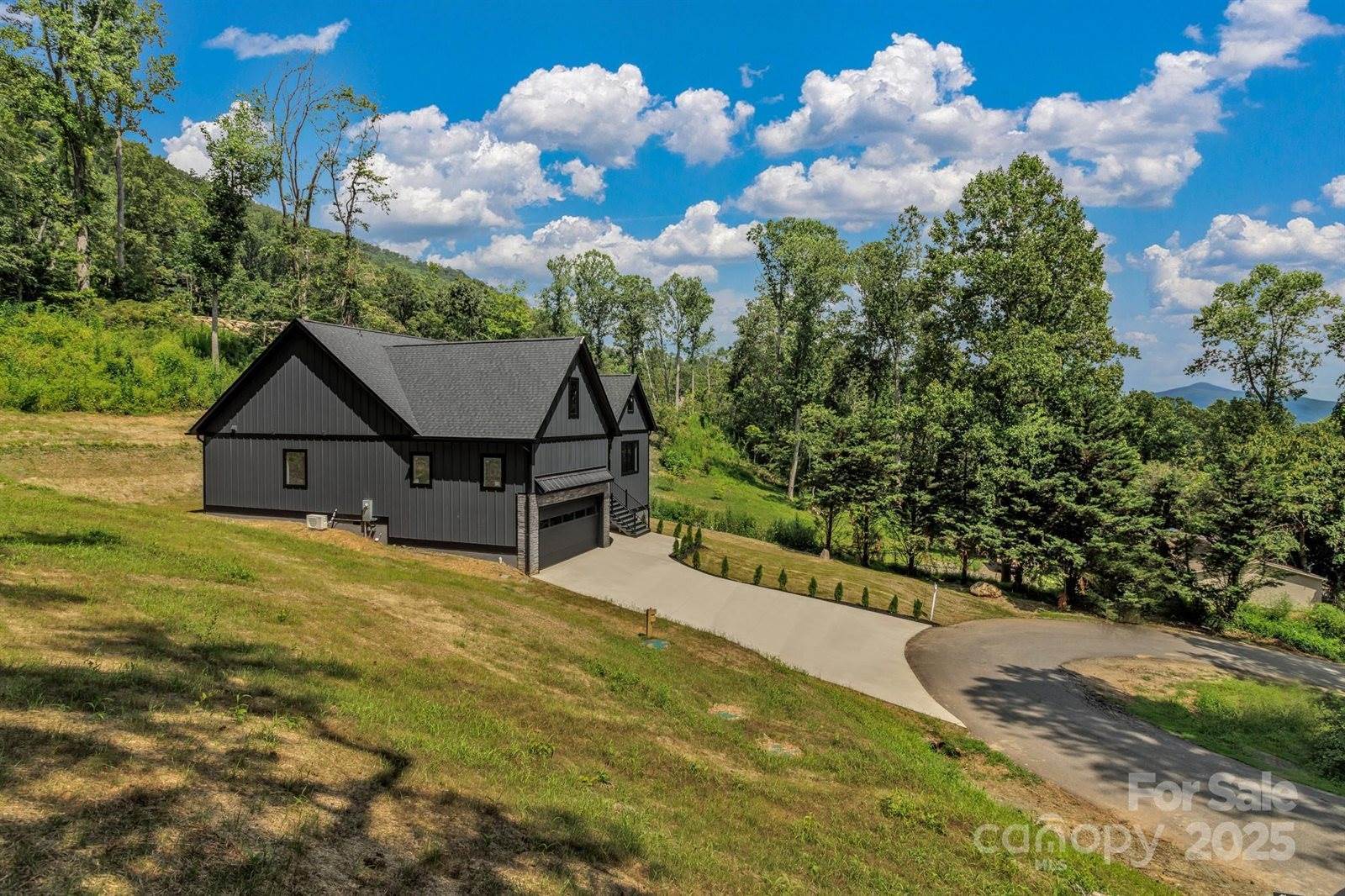 63 Winding Ridge Road, Fairview, NC 28711