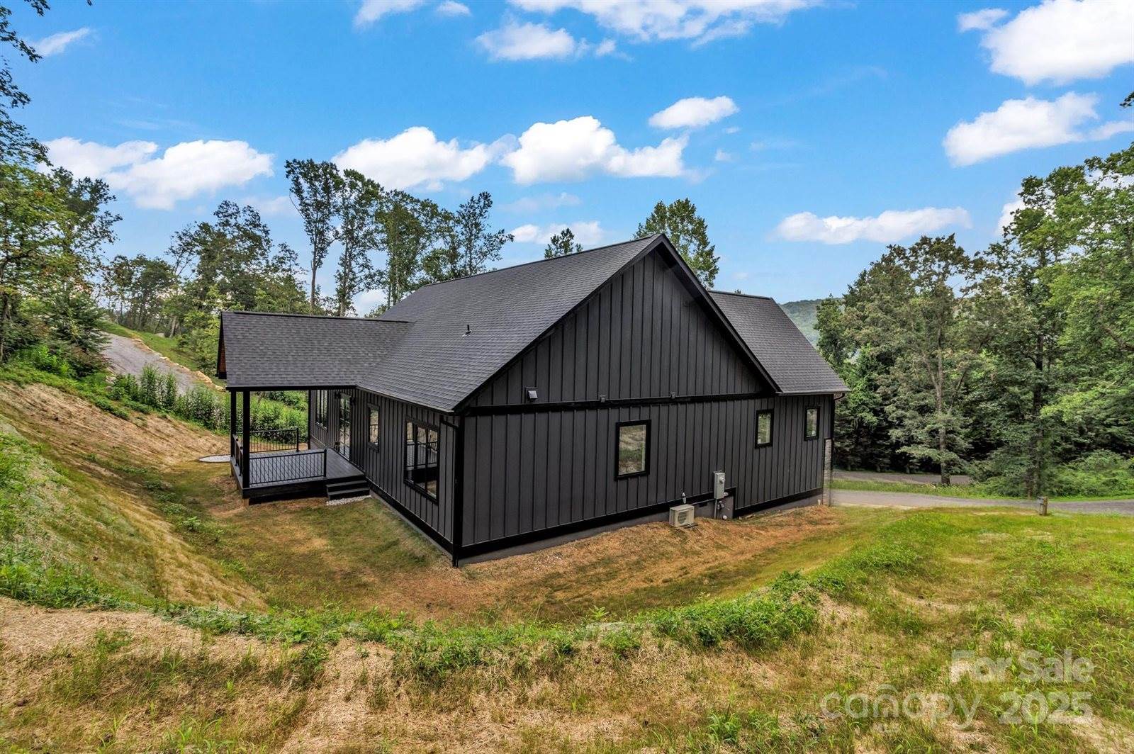 63 Winding Ridge Road, Fairview, NC 28711