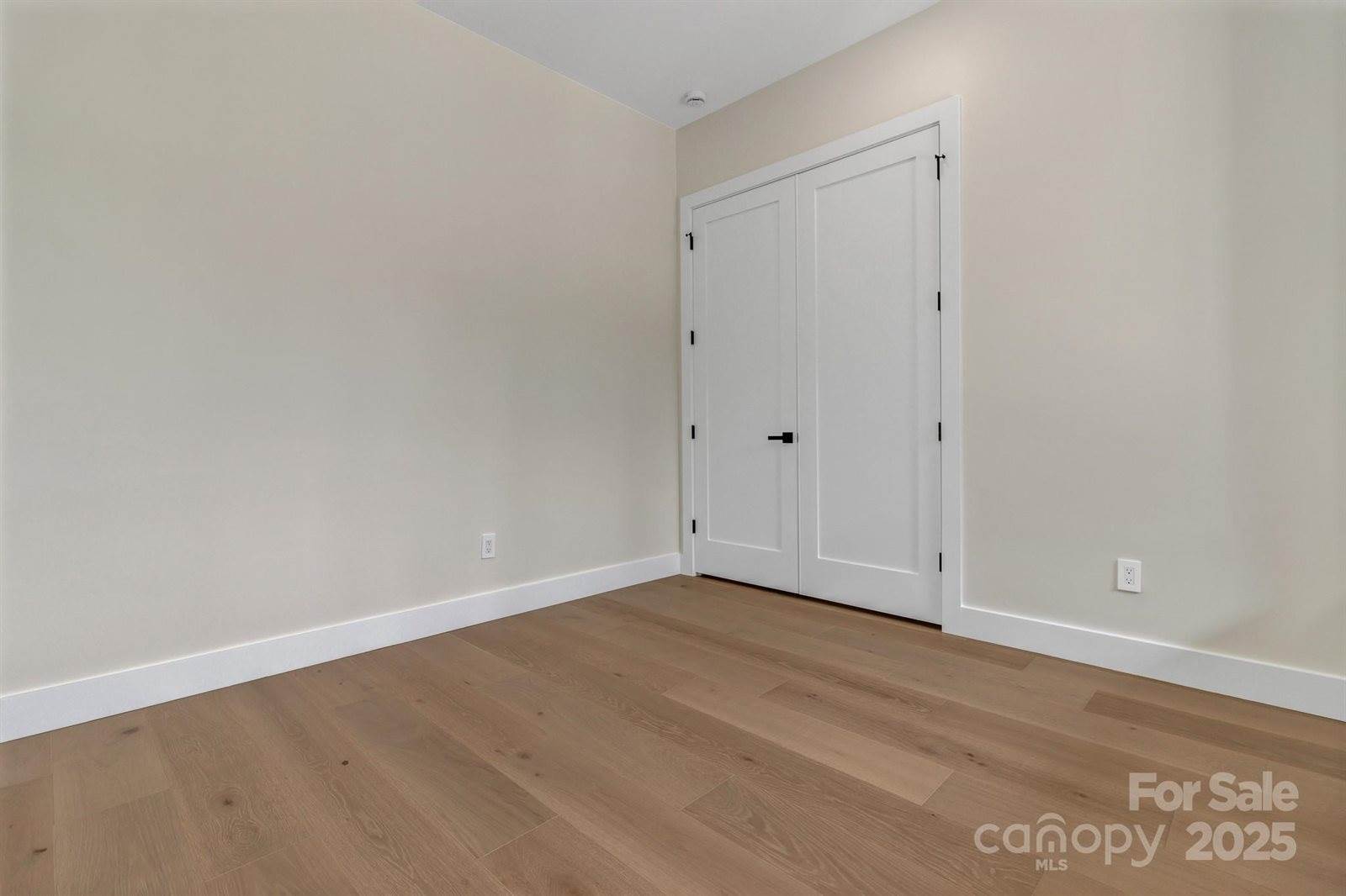 63 Winding Ridge Road, Fairview, NC 28711