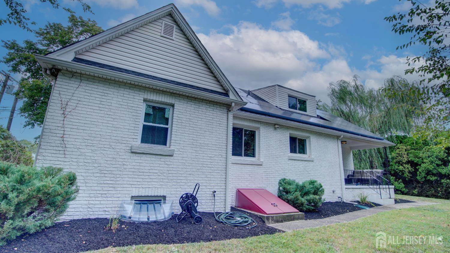 11 Third Street, East Brunswick, NJ 08816