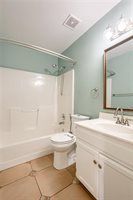 628 NE Swann Circle, Lee's Summit, MO 64086