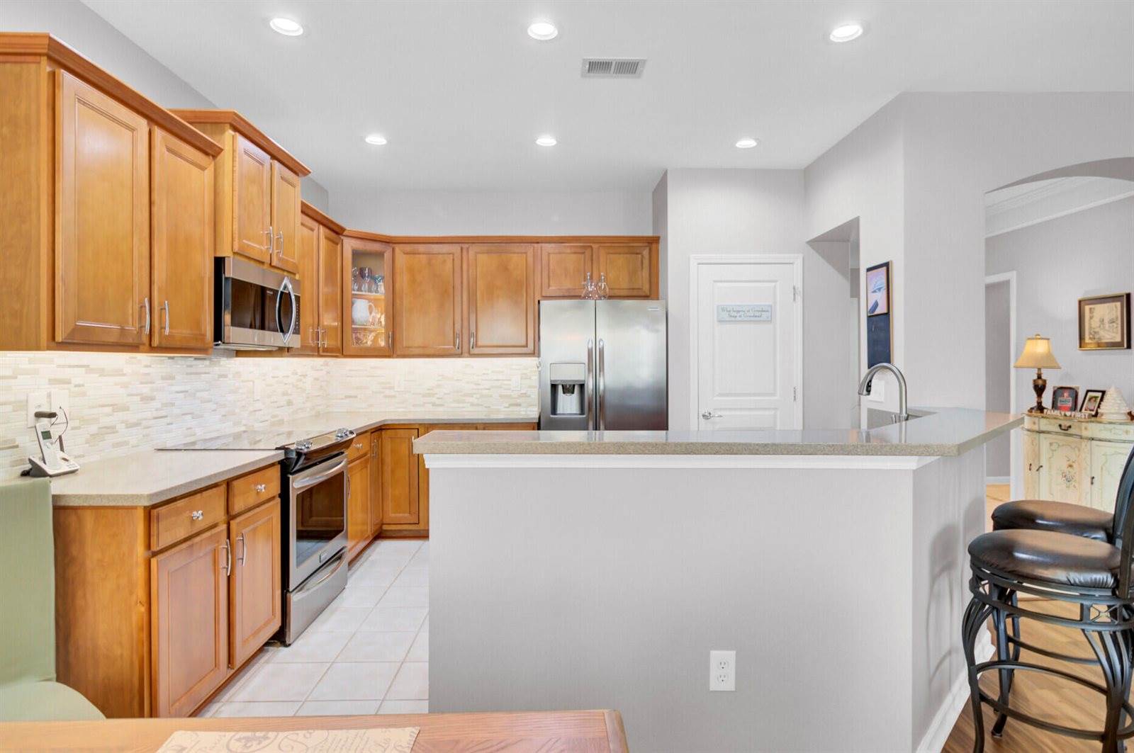 209 Schooner Bend Avenue, Summerville, SC 29486