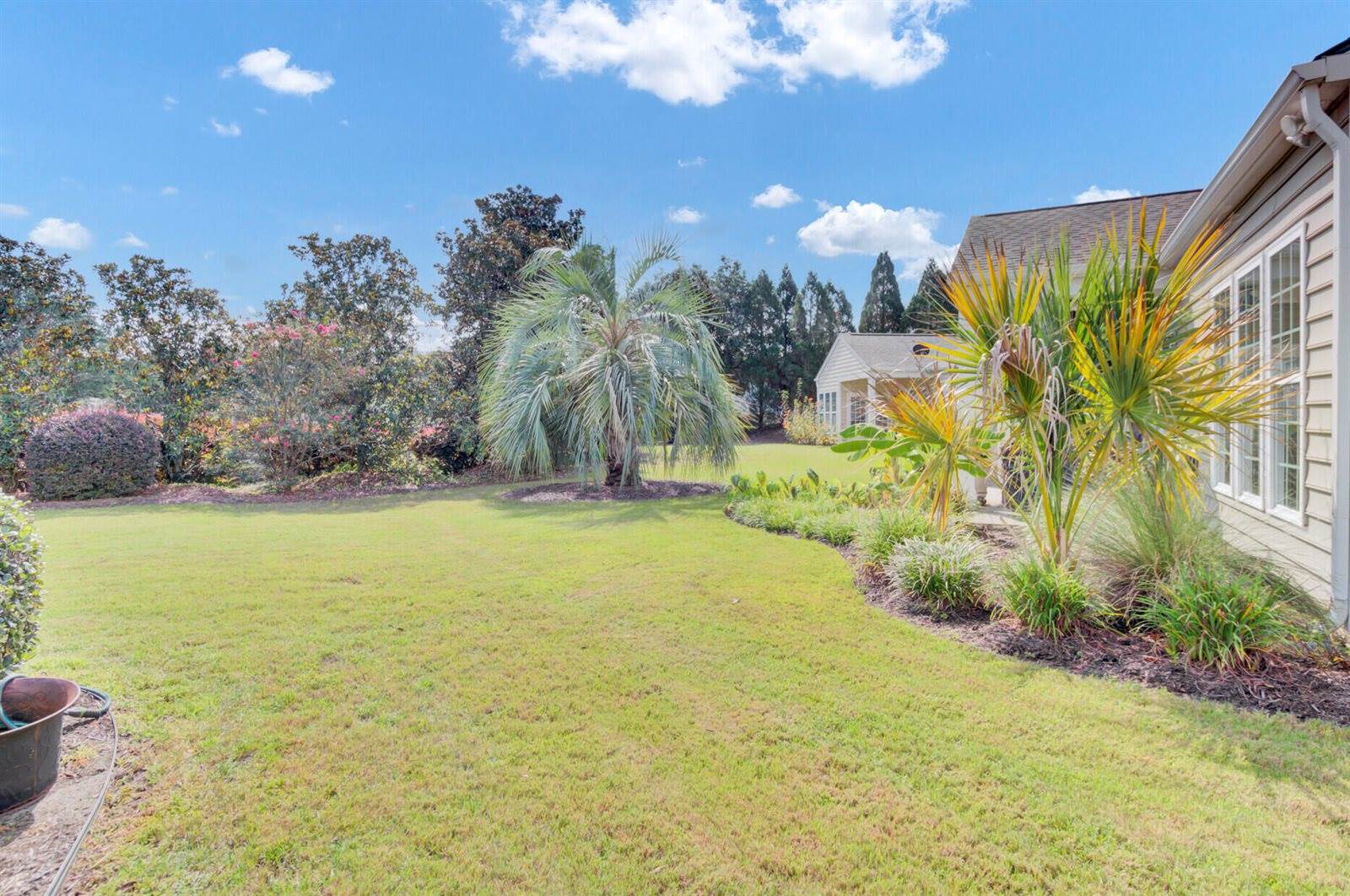 209 Schooner Bend Avenue, Summerville, SC 29486