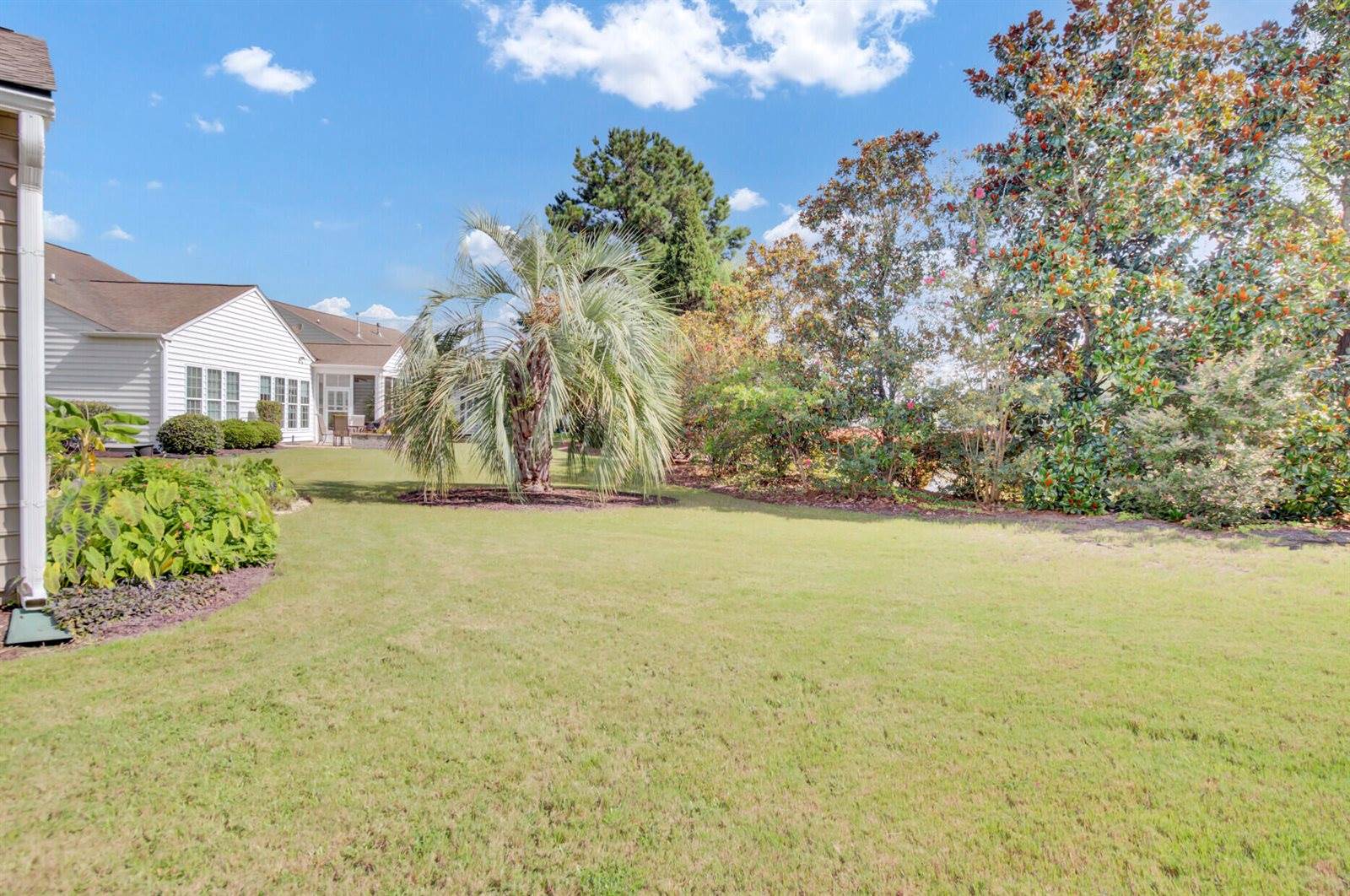 209 Schooner Bend Avenue, Summerville, SC 29486