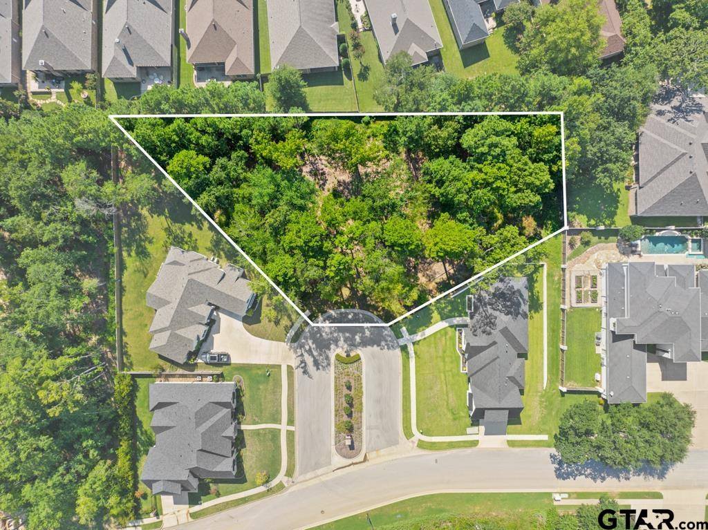 2227 Cherryhill Circle, Tyler, TX 75703