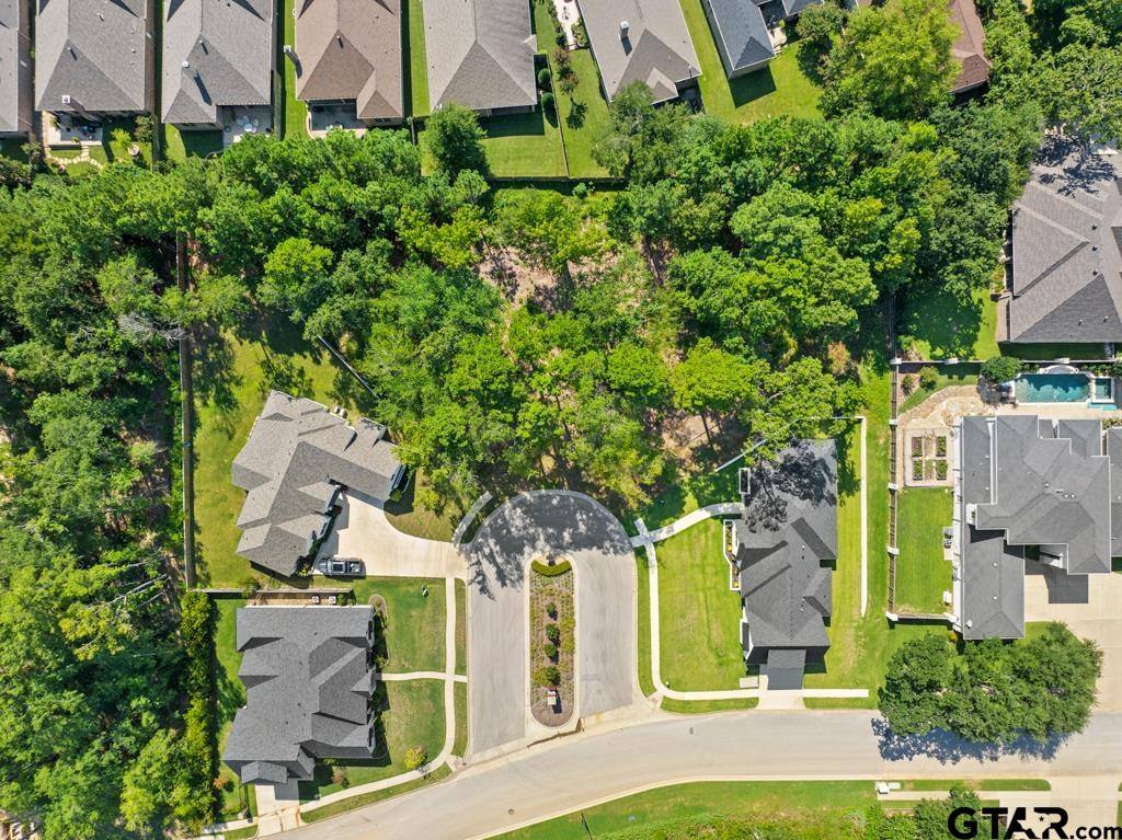 2227 Cherryhill Circle, Tyler, TX 75703