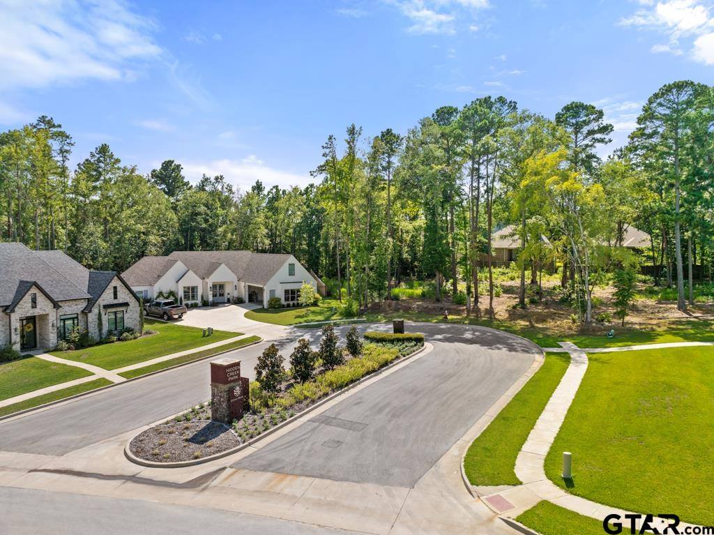 2227 Cherryhill Circle, Tyler, TX 75703