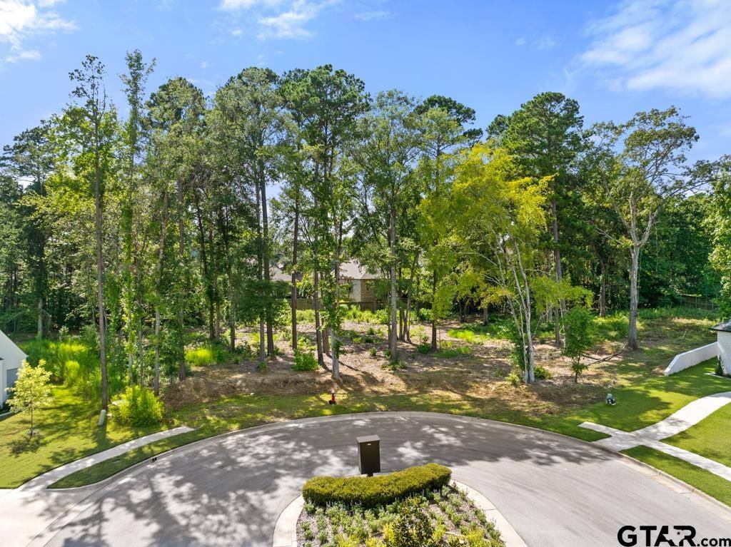 2227 Cherryhill Circle, Tyler, TX 75703