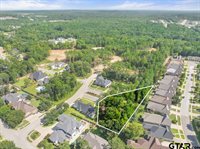 2227 Cherryhill Circle, Tyler, TX 75703