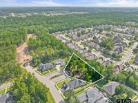 2227 Cherryhill Circle, Tyler, TX 75703