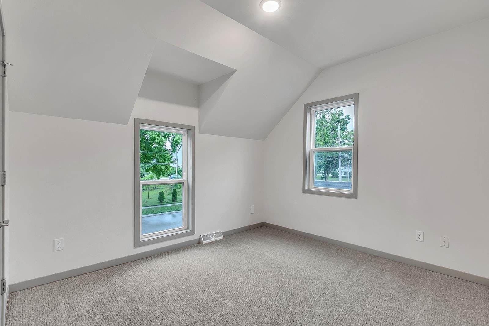 303 South Huron Street, De Pere, WI 54115