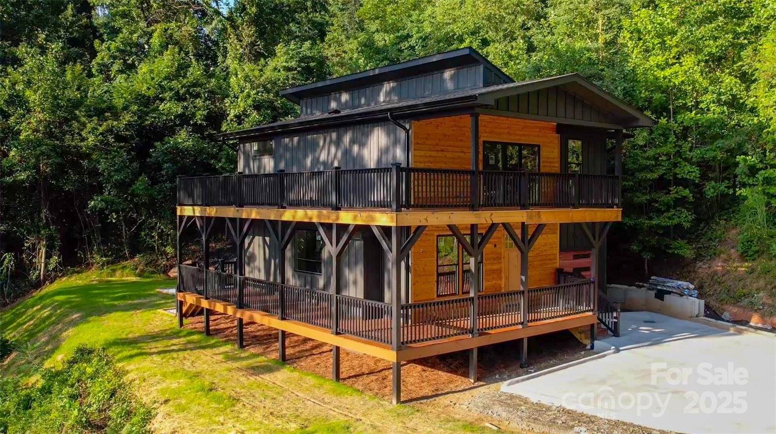 324 Blake Drive, Canton, NC 28716