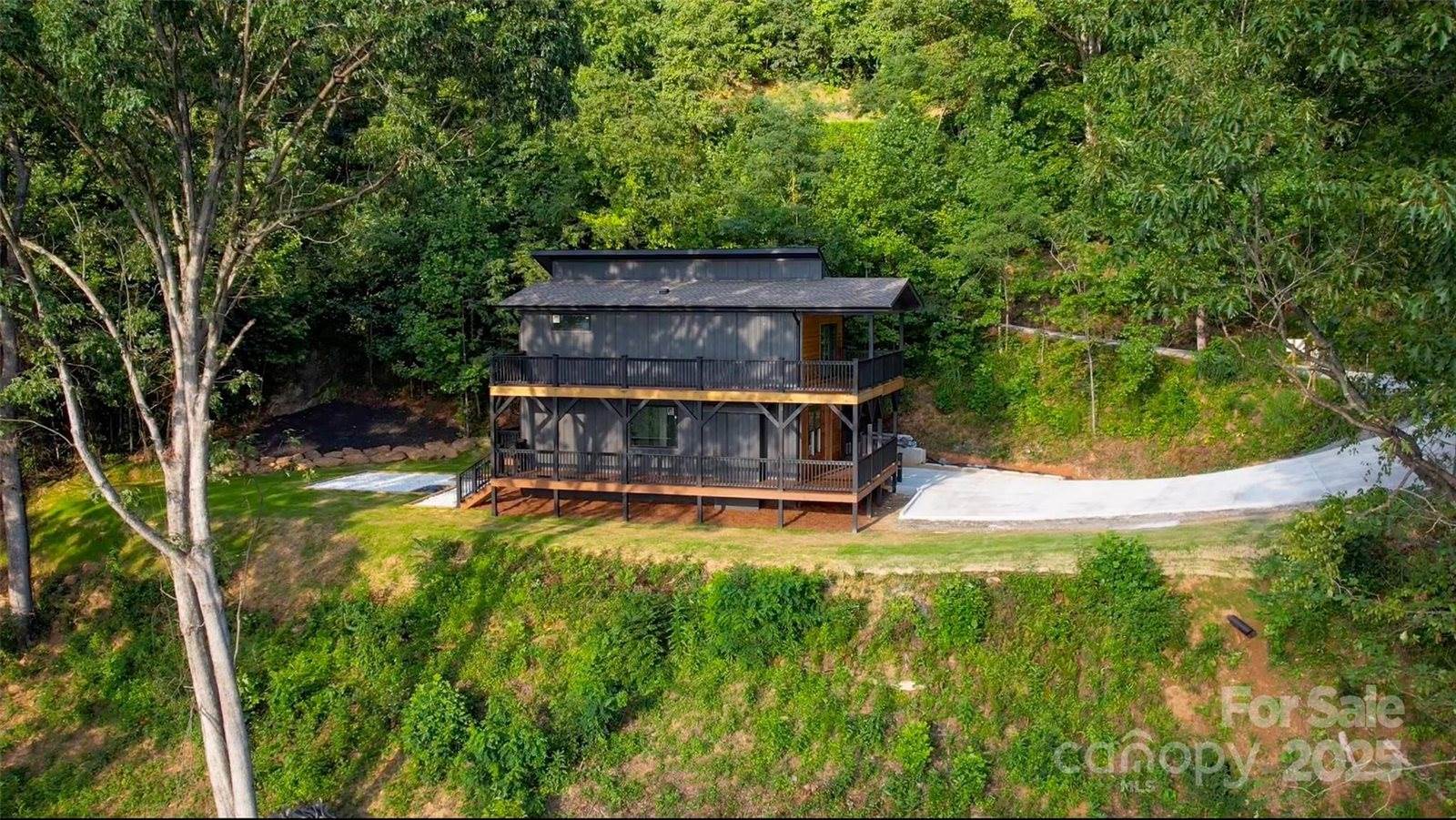 324 Blake Drive, Canton, NC 28716