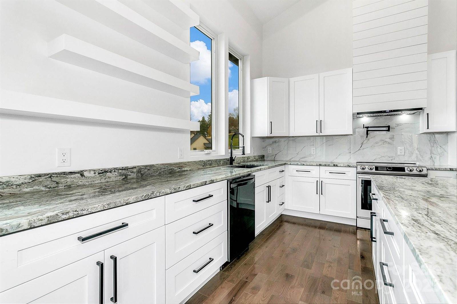 52 Temujin Drive, Leicester, NC 28748