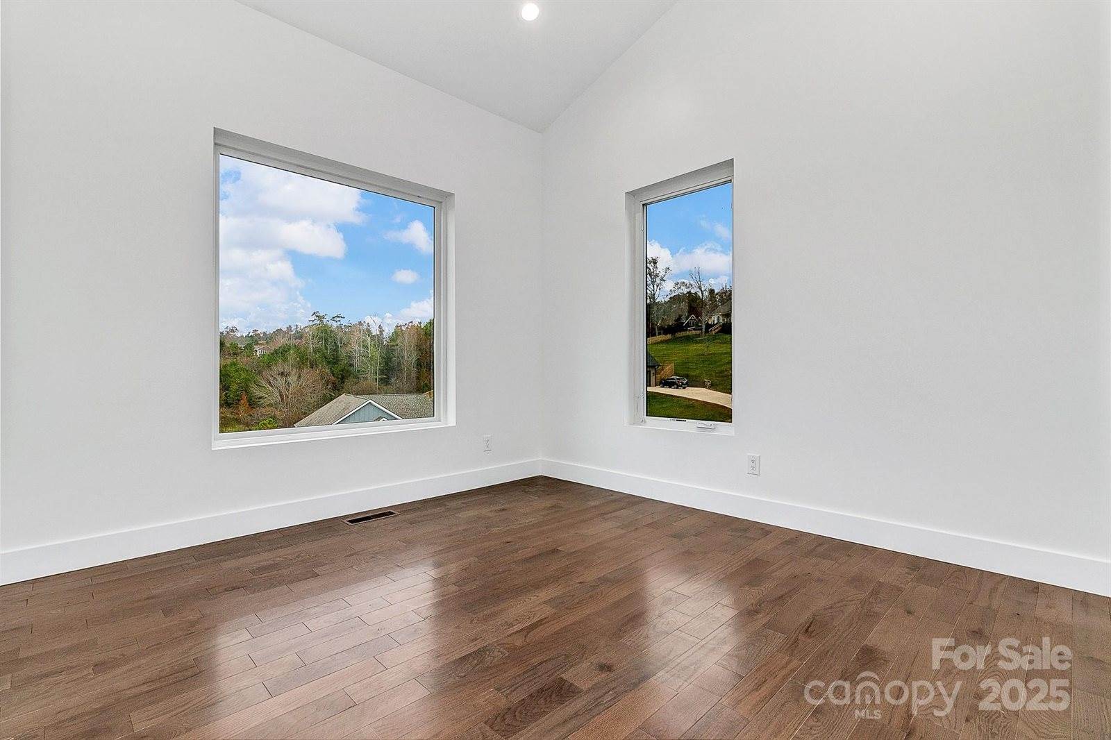 52 Temujin Drive, Leicester, NC 28748