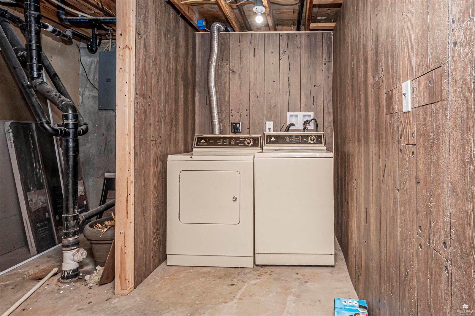 1504 Thompson Drive, Junction City, KS 66441