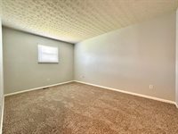 4925-4927 Godown Road, Columbus, OH 43220