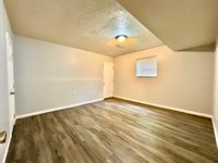 4925-4927 Godown Road, Columbus, OH 43220