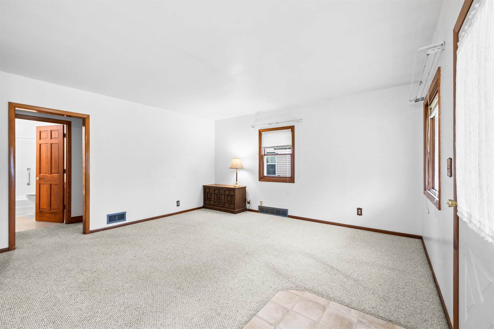 624 Walker Street, Stevens Point, WI 54481