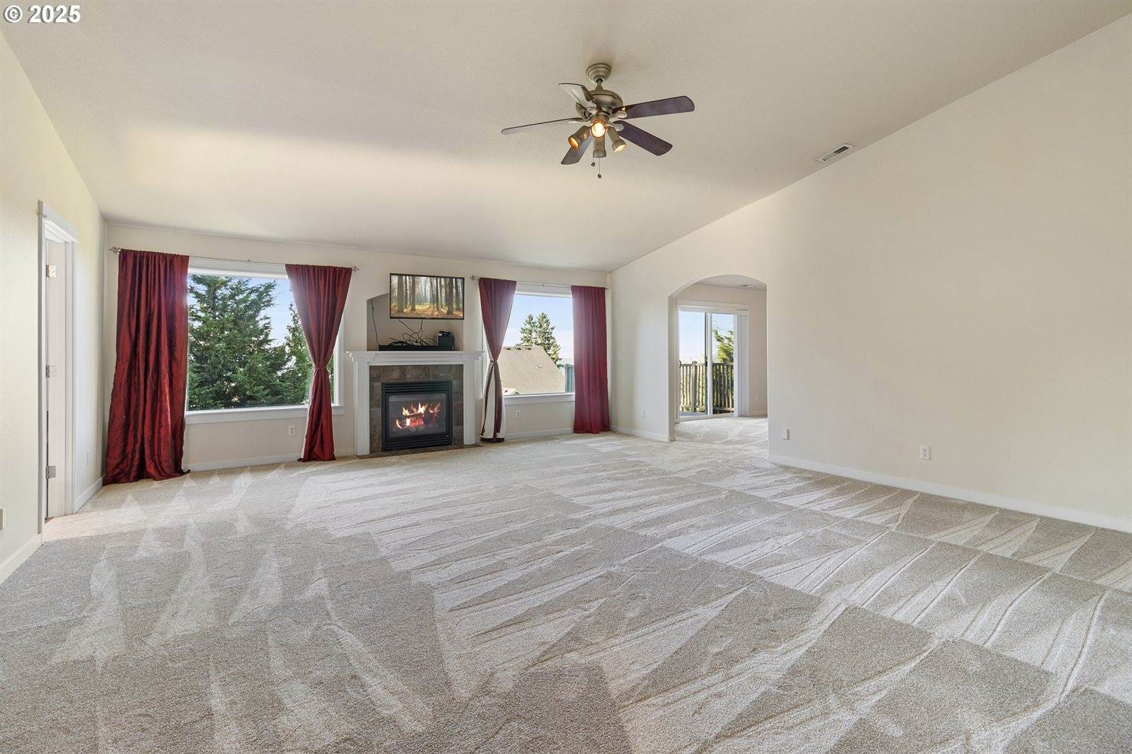 14822 SE Natalya St, Happy Valley, OR 97086