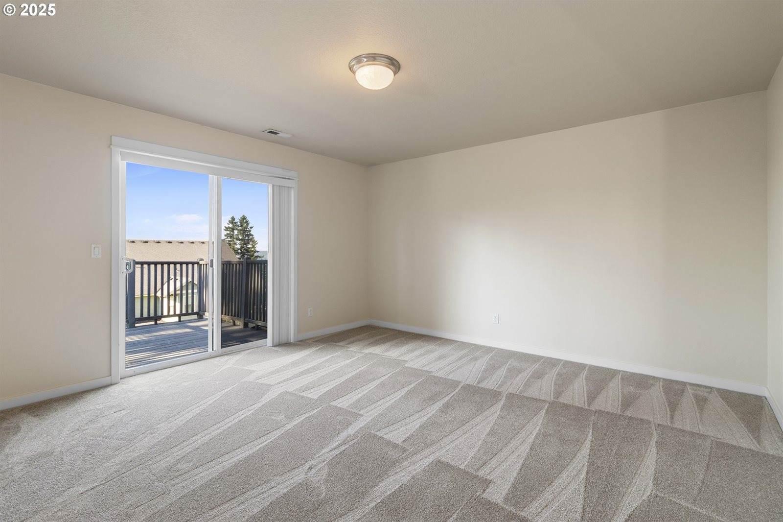 14822 SE Natalya St, Happy Valley, OR 97086