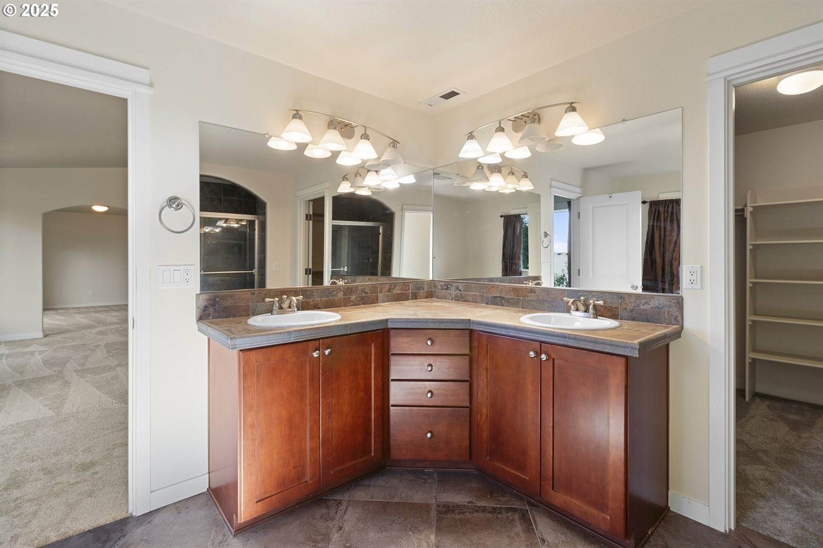 14822 SE Natalya St, Happy Valley, OR 97086