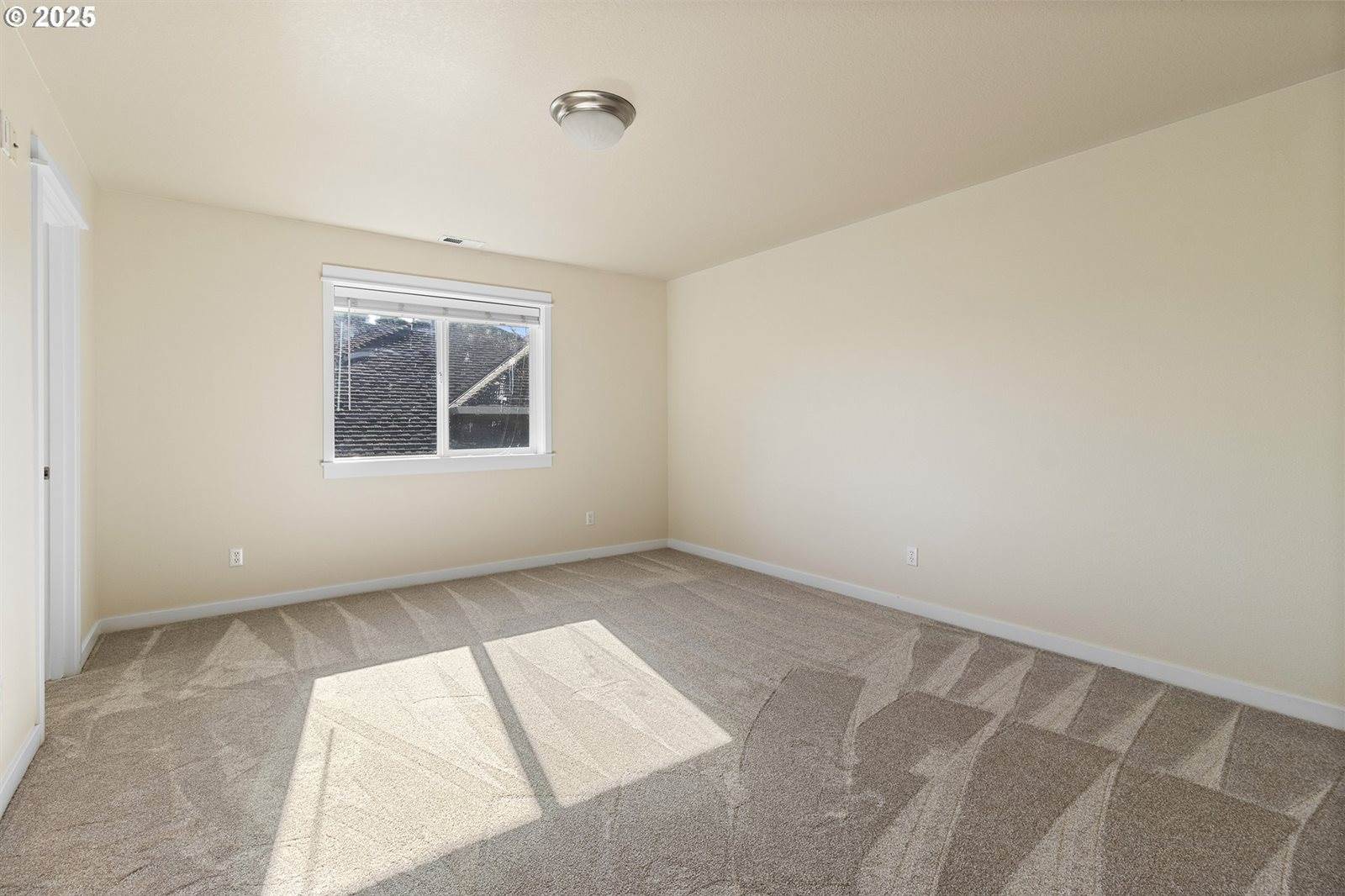 14822 SE Natalya St, Happy Valley, OR 97086