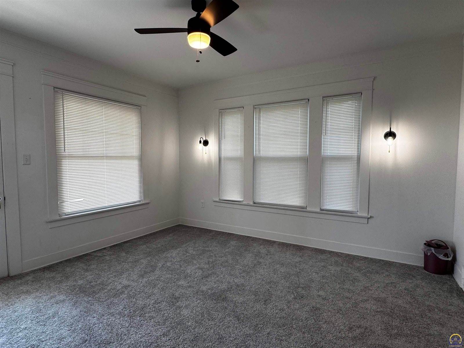 609 SW Topeka BLVD, Topeka, KS 66603